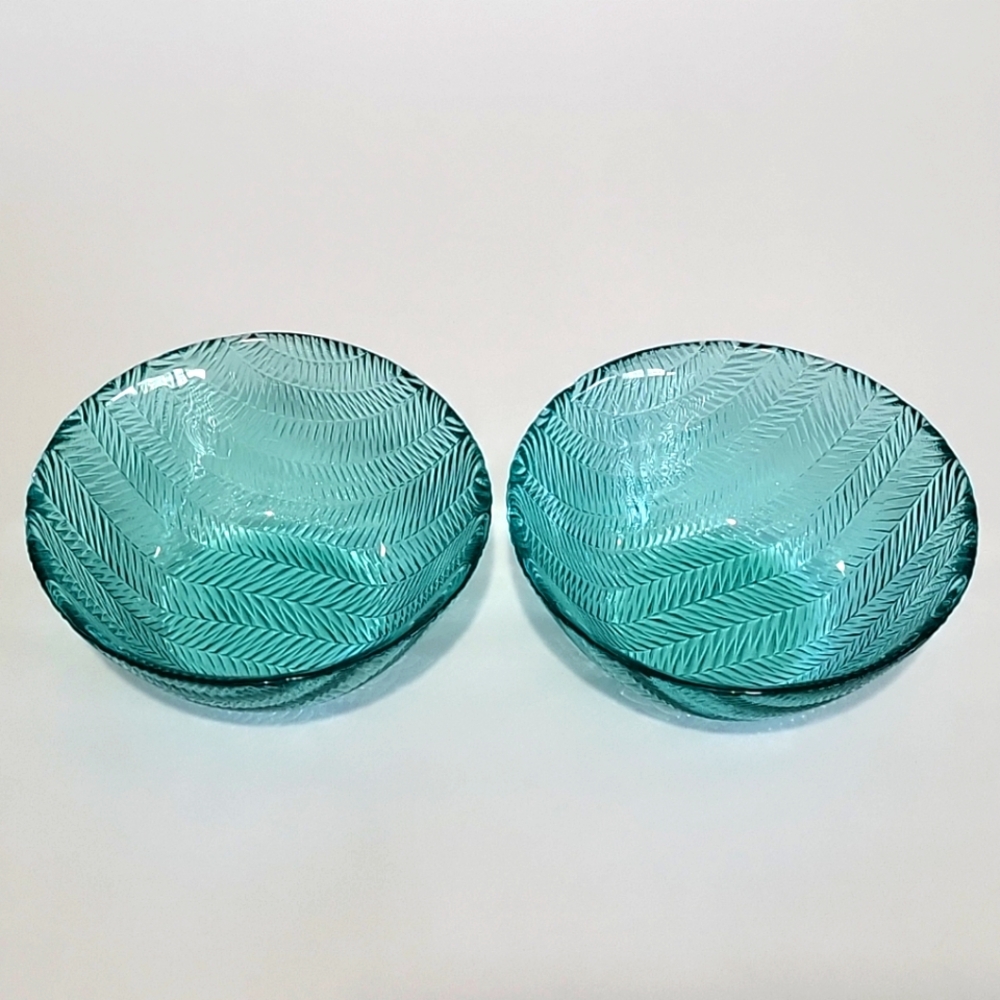 Vintage Arcoroc Turquoise Textured Herringbone Glass 5" Dessert Bowls 1980's